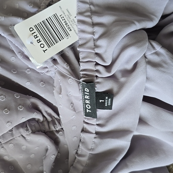 Lavender Ruffle Sleeveless Top - Picture 4 of 5